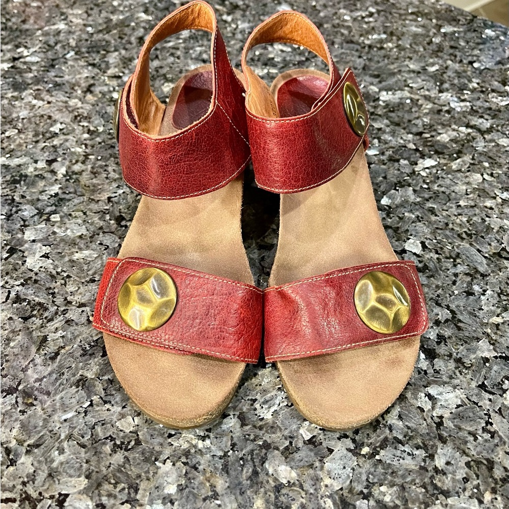 Taos Red Leather Carousel 2 Sandals with Velcro Straps Size 38 US 7-7.5